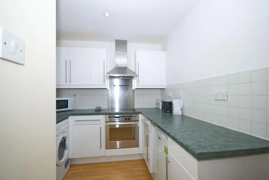 Alluring 2 Bedroom Leeds City Centre Apartment- Self Check-In,Balconied Apartment 0*, Leeds (West Yorkshire) United Kingdom