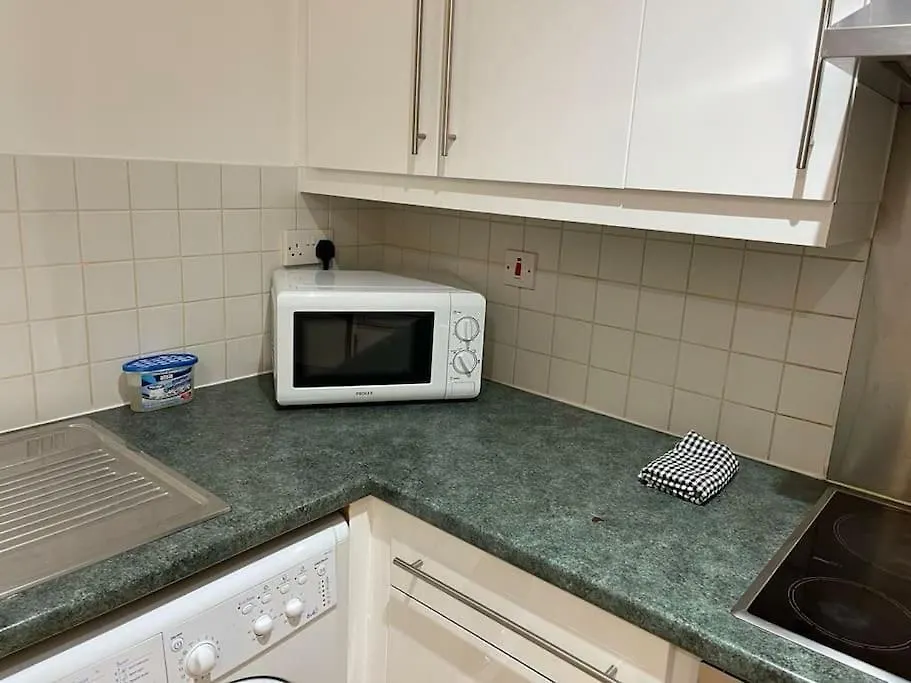 Alluring 2 Bedroom Leeds City Centre Apartment- Self Check-In,Balconied Apartment